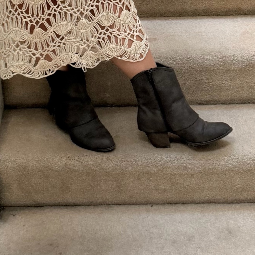 Cottagecore Style Ankle Booties Sz 8.5 - Picture 10 of 12